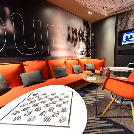 Ibis Lyon Gerland Musee Des Confluences Restaurang bild
